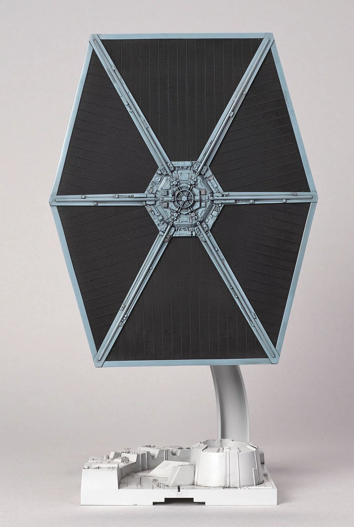 BANDAI TIE Fighter