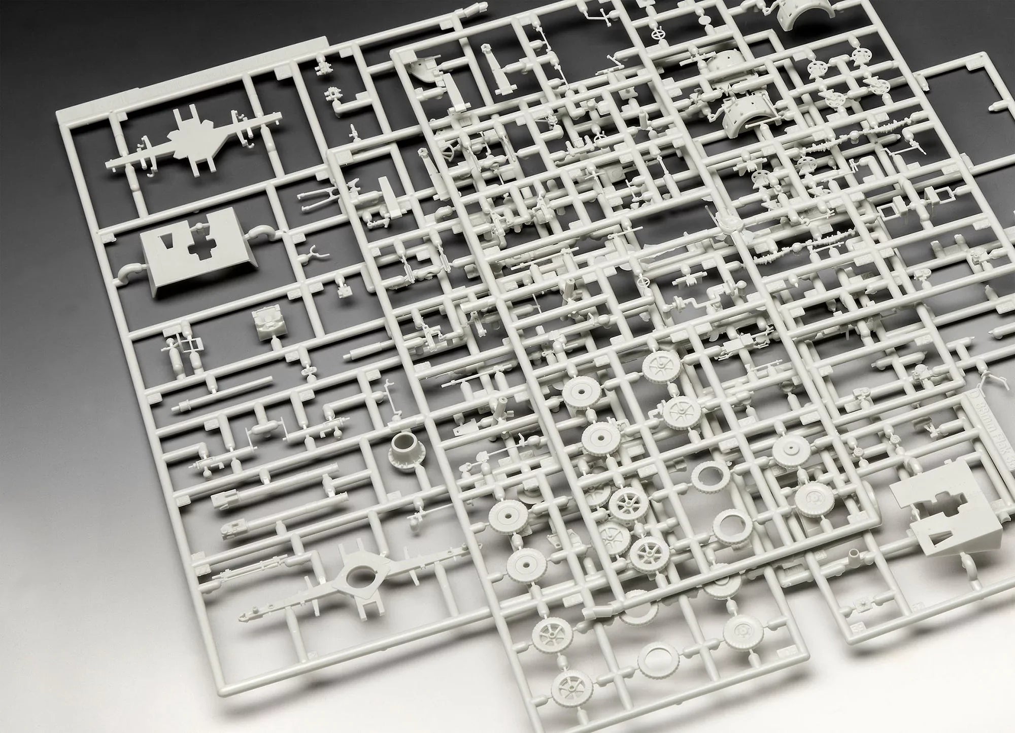 8,8 cm Flak 37 + Sd.Anh.202