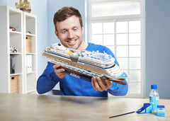 Cruise Ship AIDA (AIDAblu, sol, mar or stella)