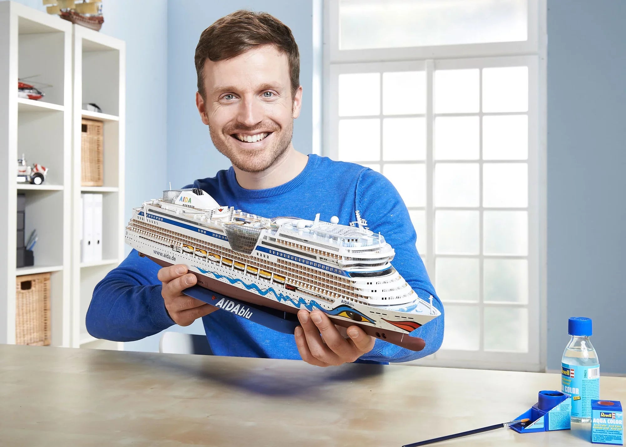 Cruise Ship AIDA (AIDAblu, sol, mar or stella)