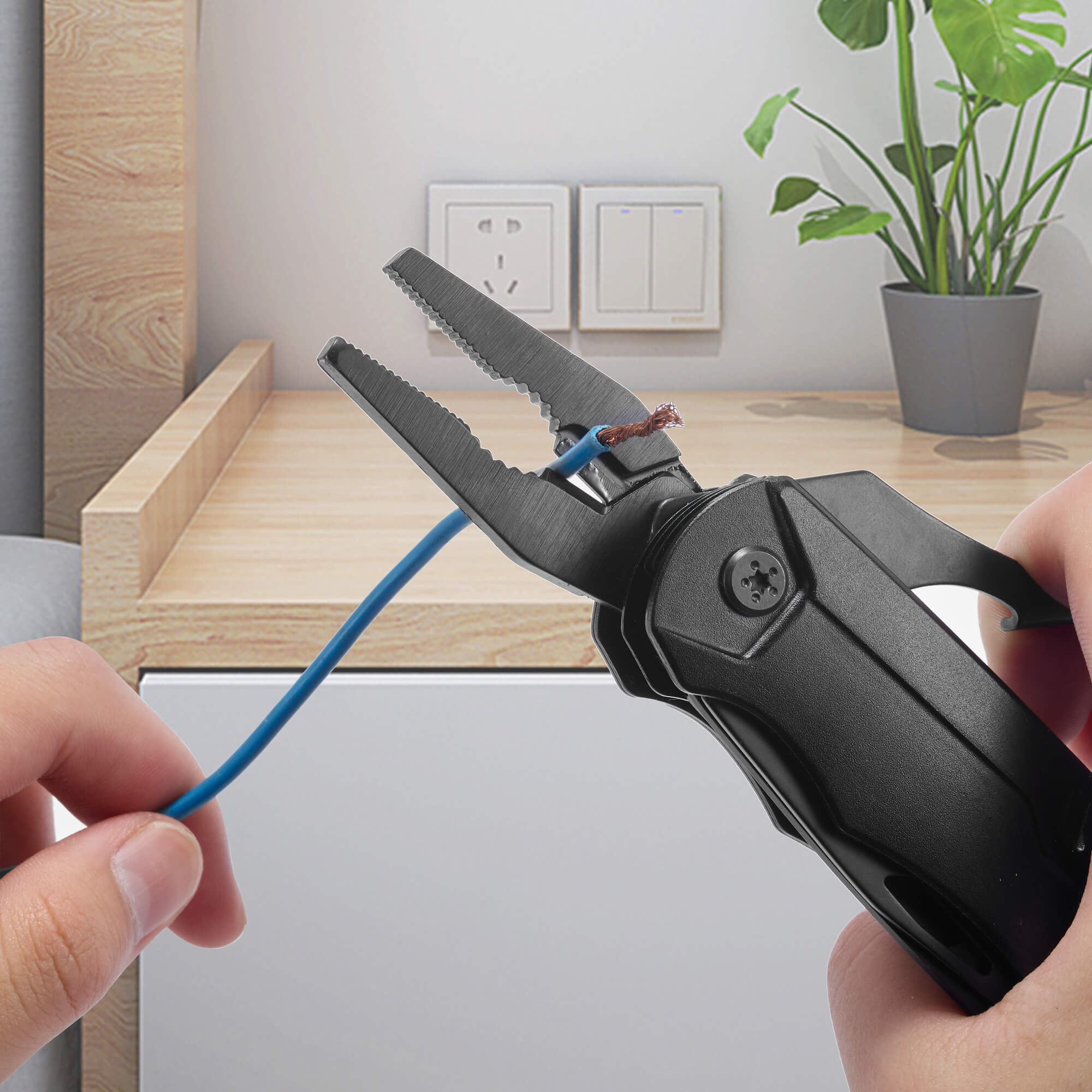 Hanboost 19 In 1 Multitool Wrench with Wire Cutter for Outdoor Camping